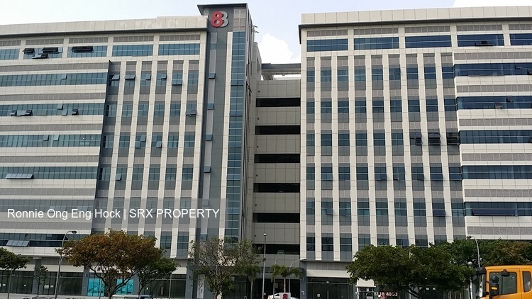 8B @ Admiralty thumbnail photo